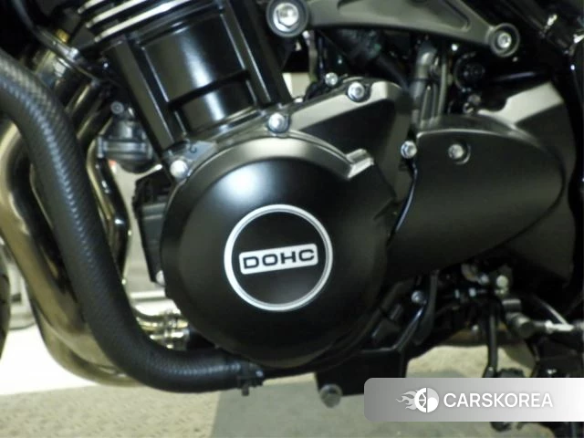 Engine photo