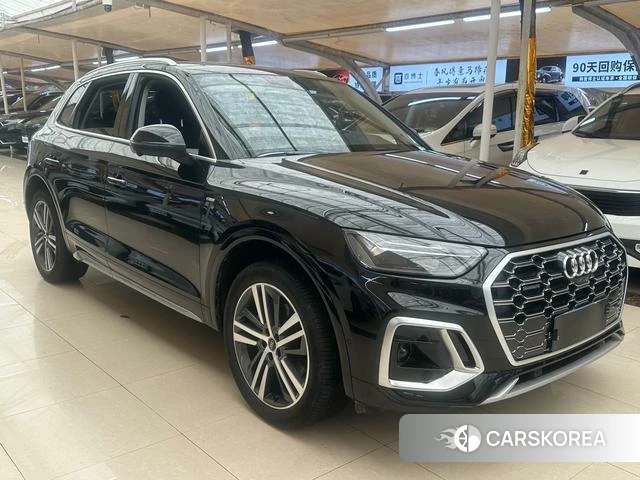 Audi Q5L 2022 Черный из Китая, фото 6