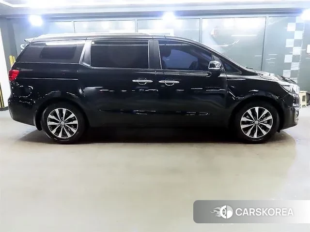 Kia All New Carnival id 3599181 из Кореи 13