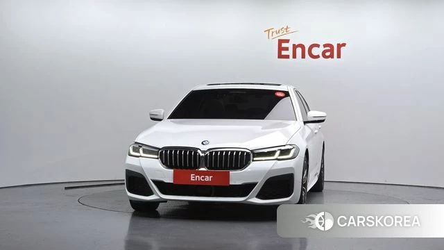 BMW 5 Series (G30) id 4651248 из Кореи 23