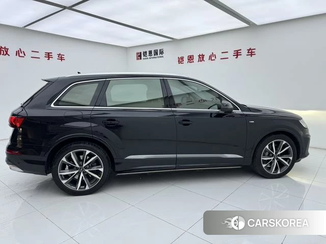 Audi Q7 id 4258724 из Китая 15