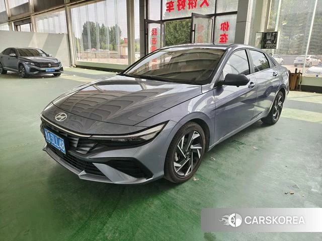 Hyundai Elantra 2024 Темно-серый из Китая, фото 3