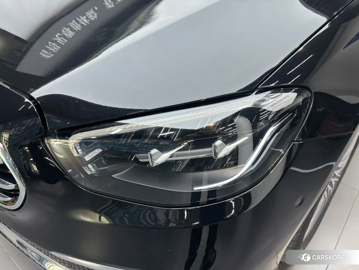 Mercedes-Benz E-class id 4420126 из Китая 10