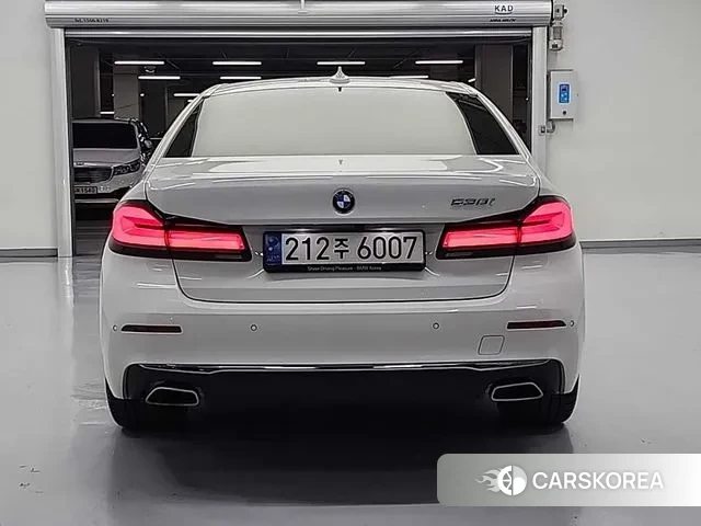 BMW 5 Series (G30) id 3031824 из Кореи 13