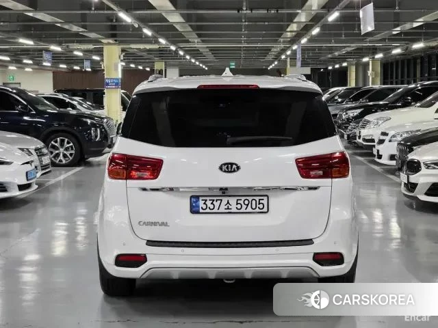 Kia The New Carnival id 4410660 из Кореи 13
