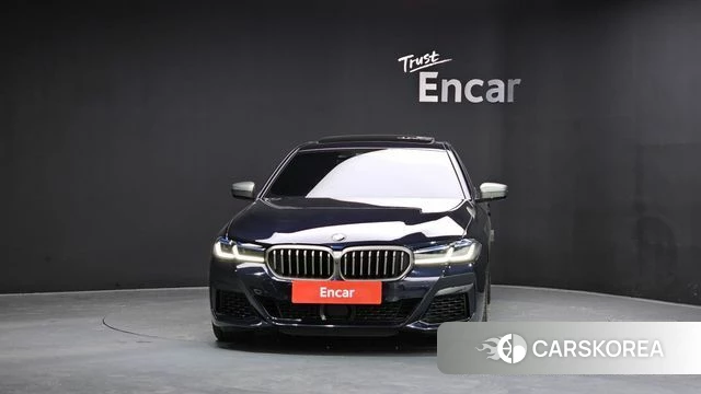 BMW 5 Series (G30) id 3813334 из Кореи 13