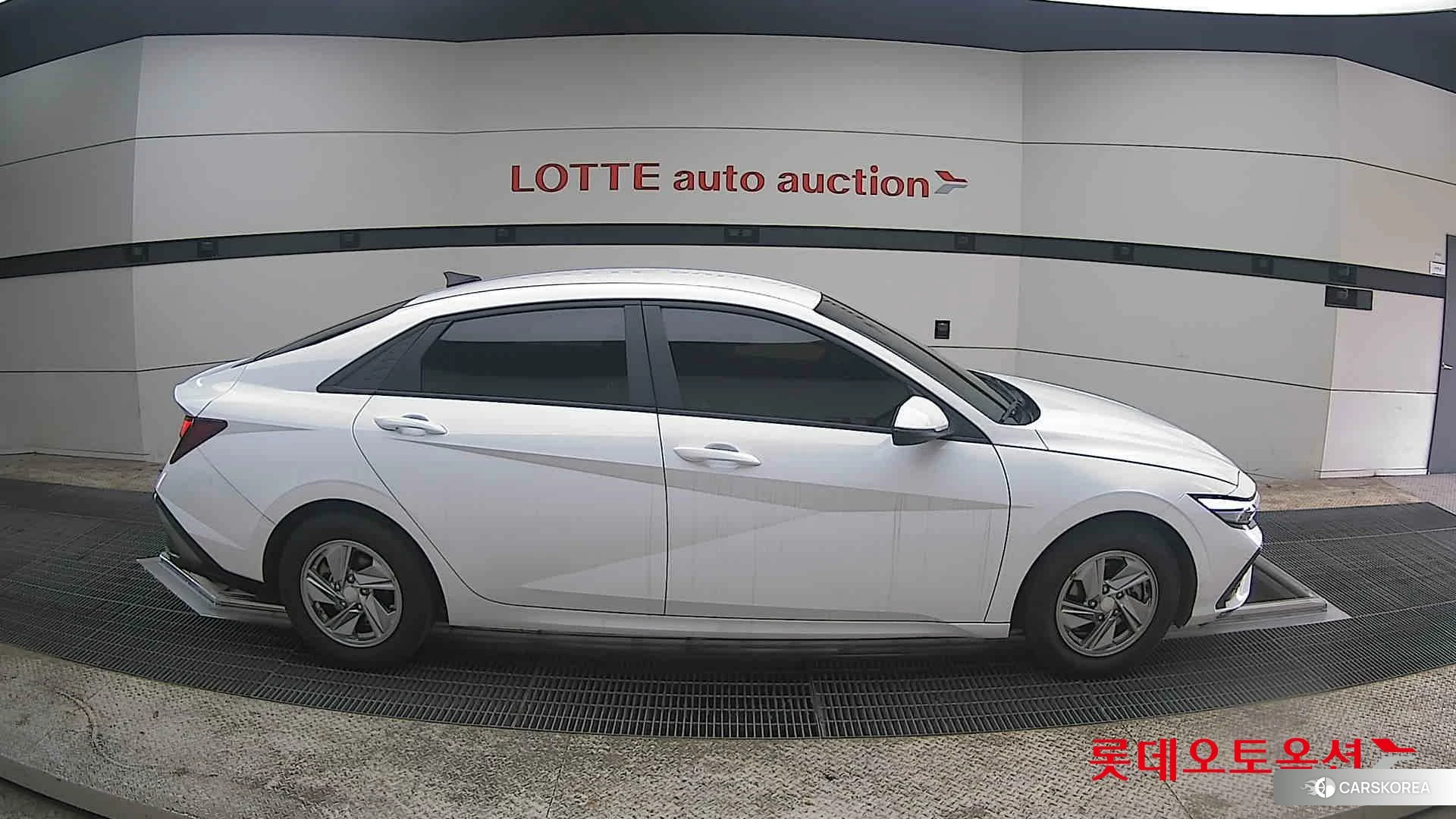 Hyundai Avante id 3875823 из Кореи 23