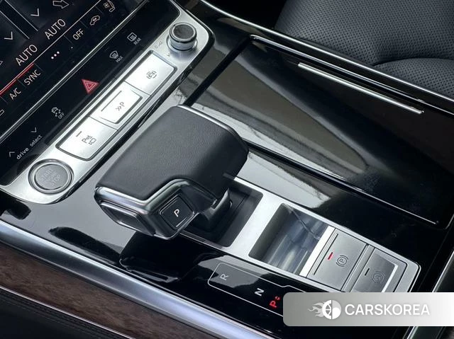 Audi Q7 id 4261770 из Китая 14