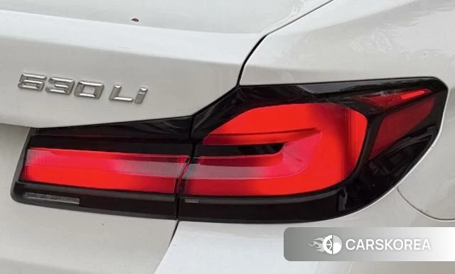 BMW 5 series 2023 Белый из Китая, фото 3
