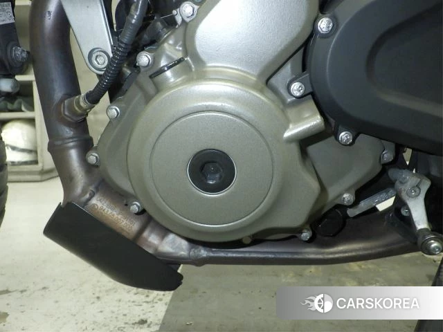 Engine photo