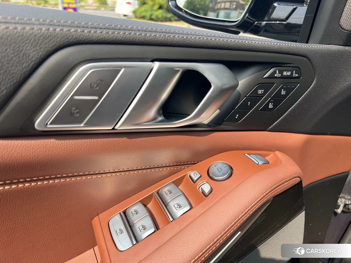 BMW X7 2020 Темно-серый из Китая, фото 5