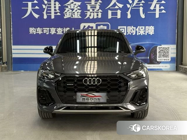 Audi Q5L 2024 Темно-серый из Китая, фото 3