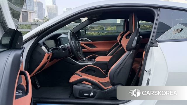 BMW M4 2023 Белый из Китая, фото 4