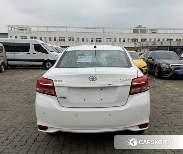 Toyota Vios 2018 Белый из Китая, фото 6
