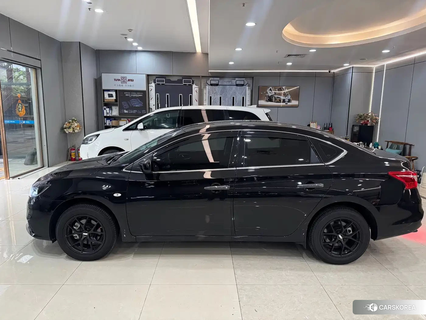 Nissan Sylphy 2026 Черный из Китая, фото 3