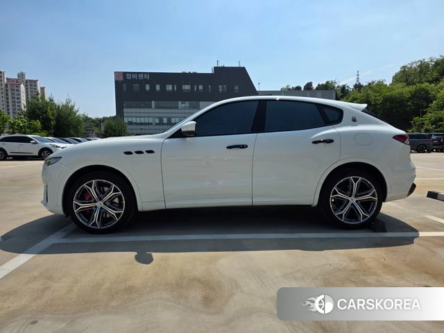 Maserati Levante id 4317740 из Кореи 11