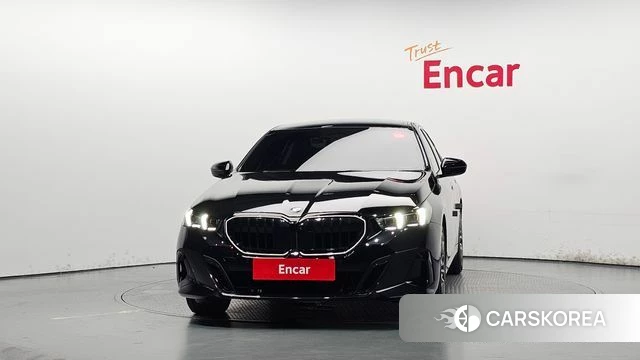 BMW 5 Series (G60) id 4655360 из Кореи 23