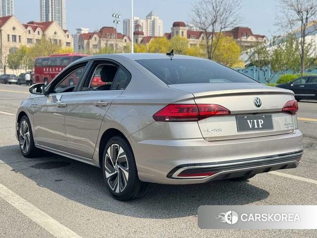 Volkswagen Bora 2022 Шампань из Китая, фото 5