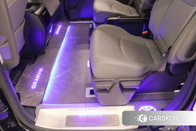 Toyota Grevia id 4290830 из Китая 20