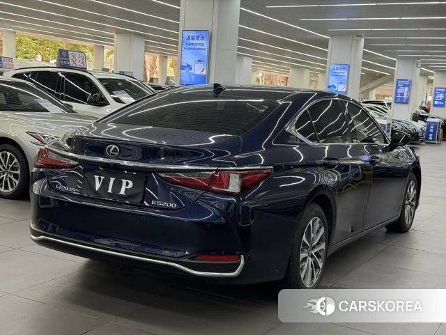 Lexus ES 2023 Синий из Китая, фото 4
