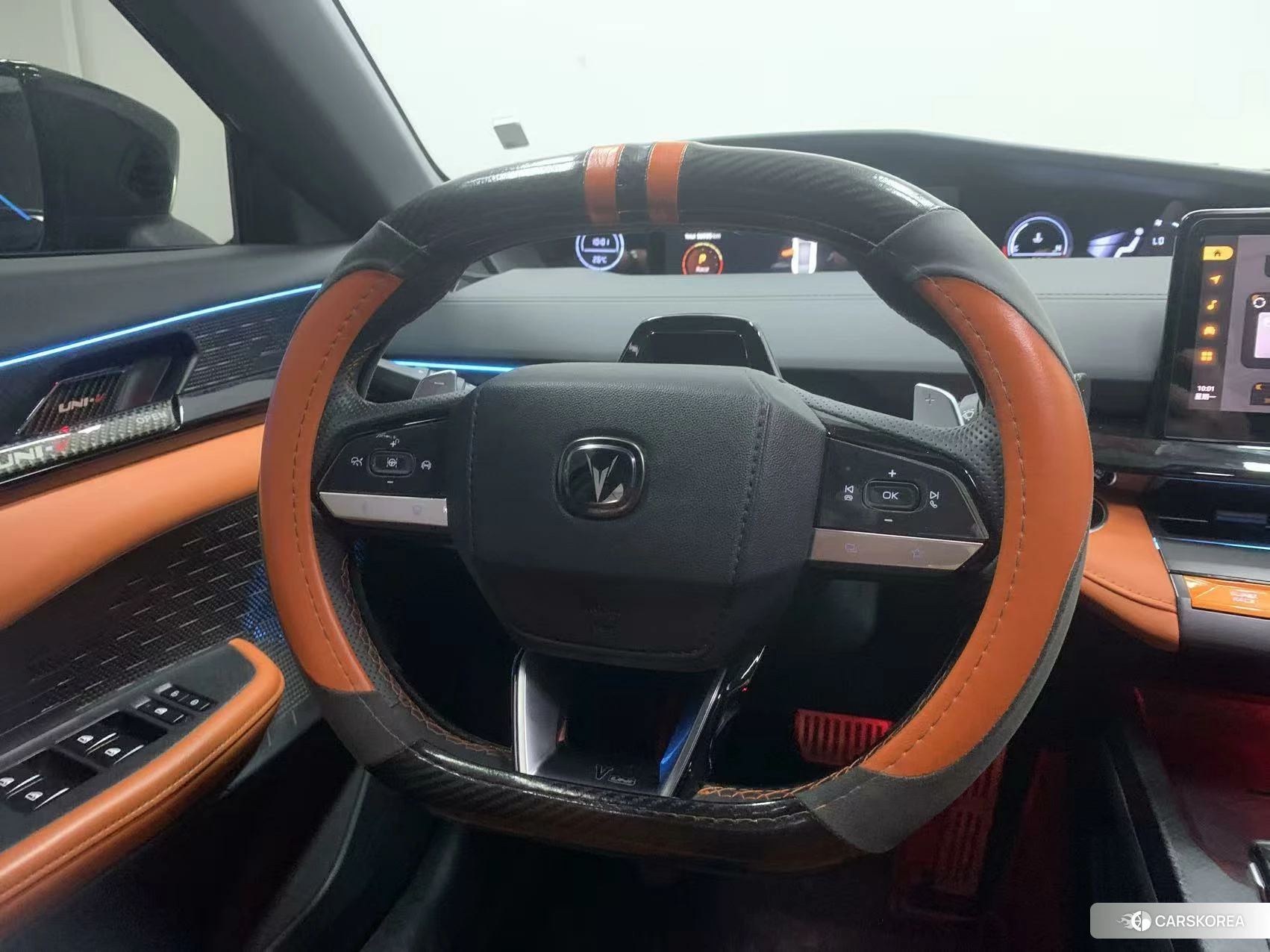 Chang'an UNI-V id 4479275 из Китая 13