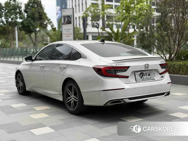 Honda Accord 2023 Белый из Китая, фото 3