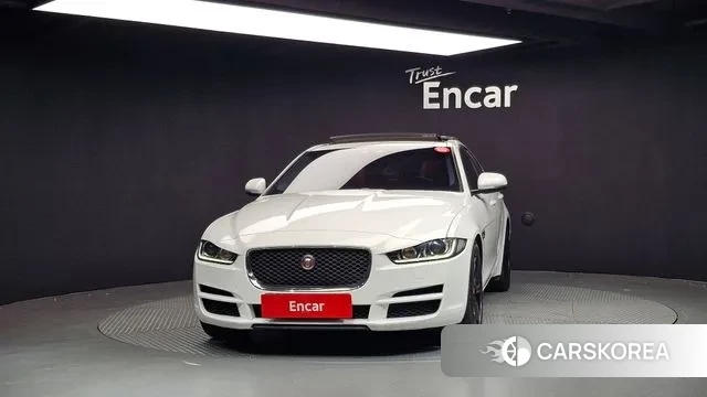 Jaguar XE id 3362695 из Кореи 13