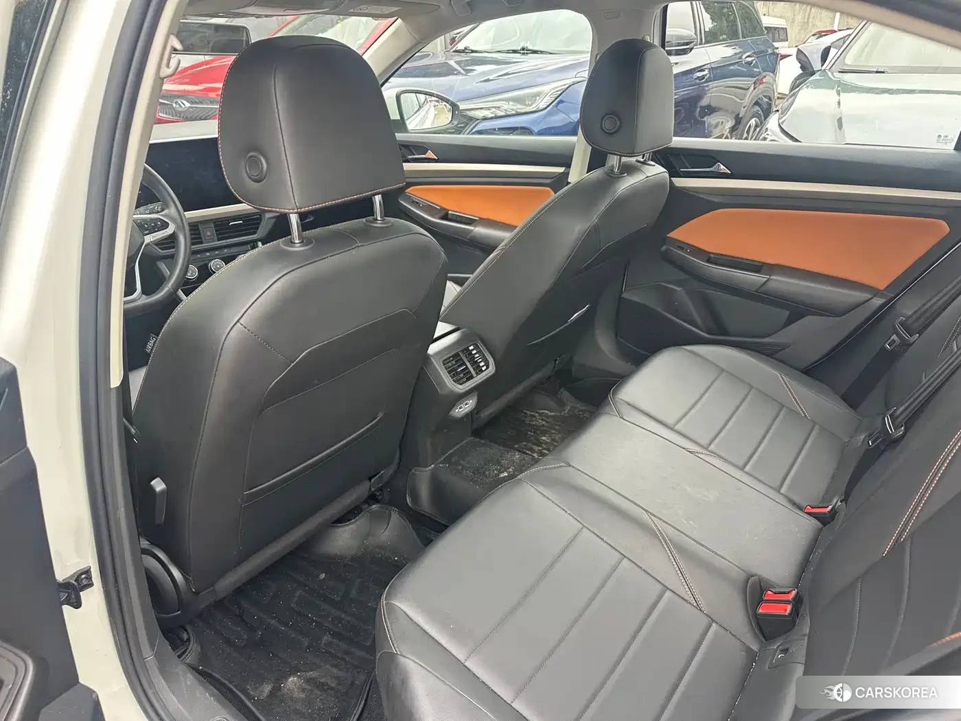 Volkswagen Bora 2024 Белый из Китая, фото 6