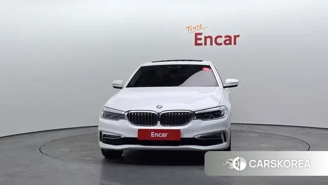 BMW 5 Series (G30) id 3754625 из Кореи 13