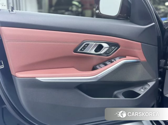 BMW 3 series id 4301377 из Китая 14