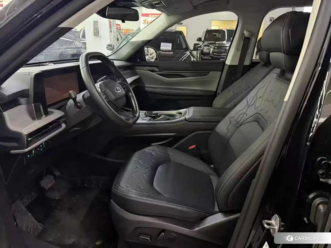 Ford Sharp World 2024 Черный из Китая, фото 3
