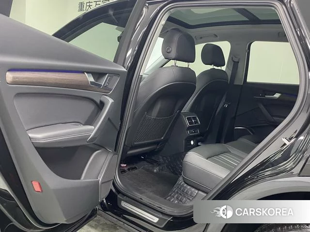 Audi Q5L id 3939479 из Китая 8