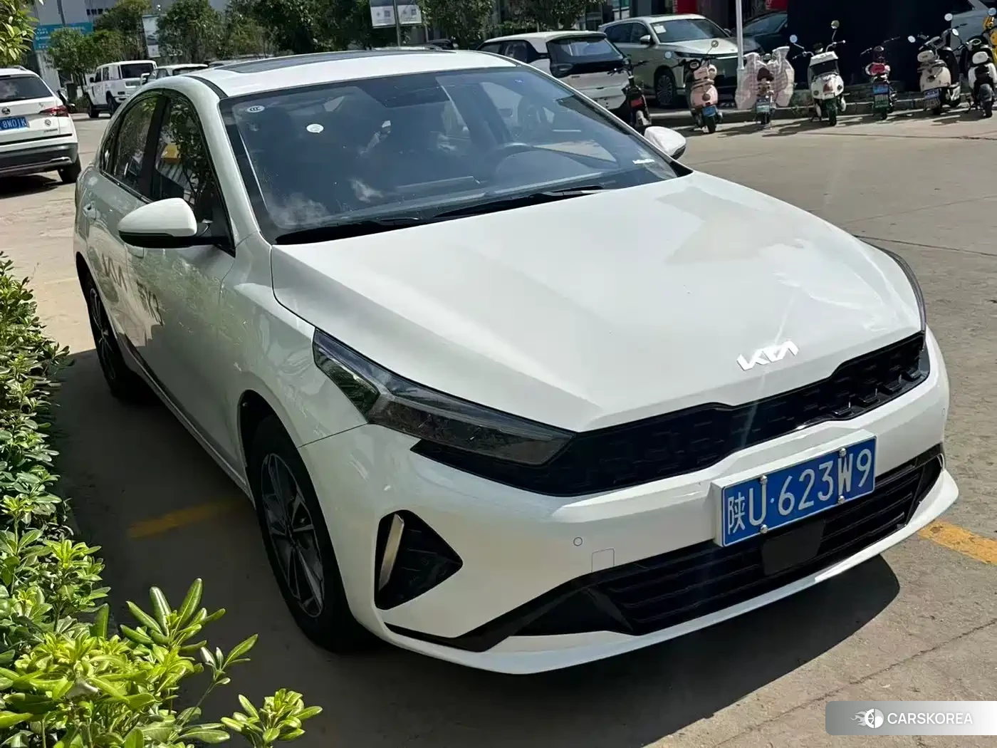 Kia K3 2025 Белый из Китая, фото 5