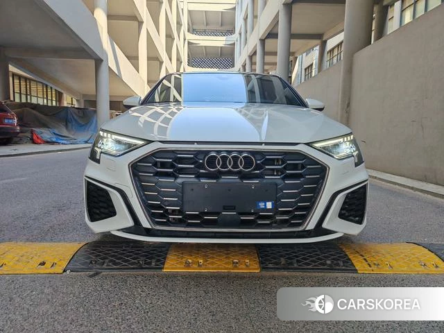Audi A3 2023 Белый из Китая, фото 5