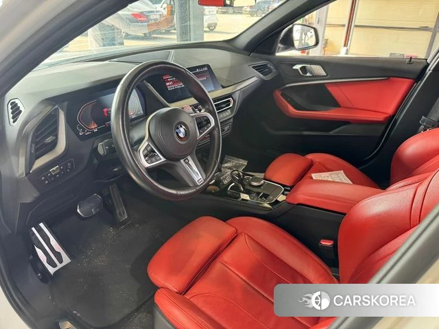 BMW 1 Series (F40) 2021 Белый из Кореи, фото 4