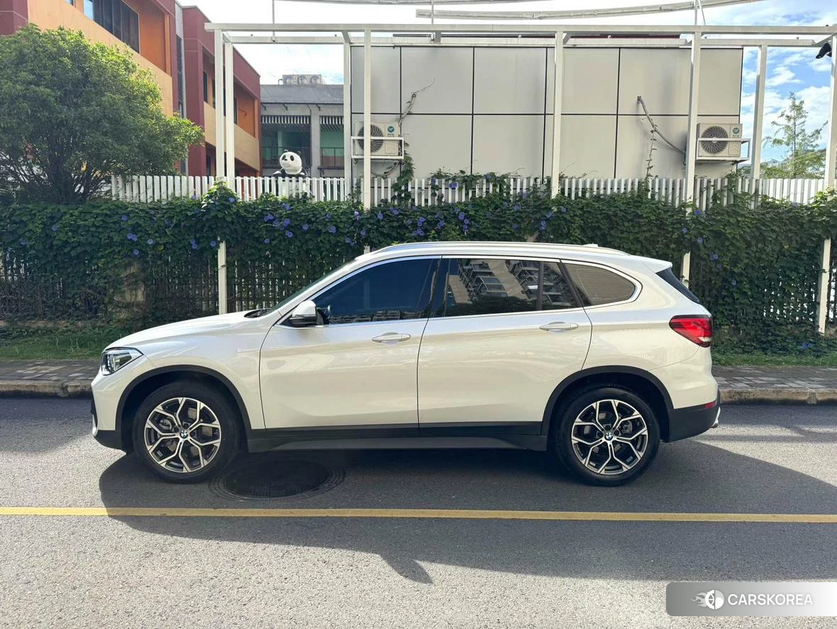 BMW X1 id 4455125 из Китая 16