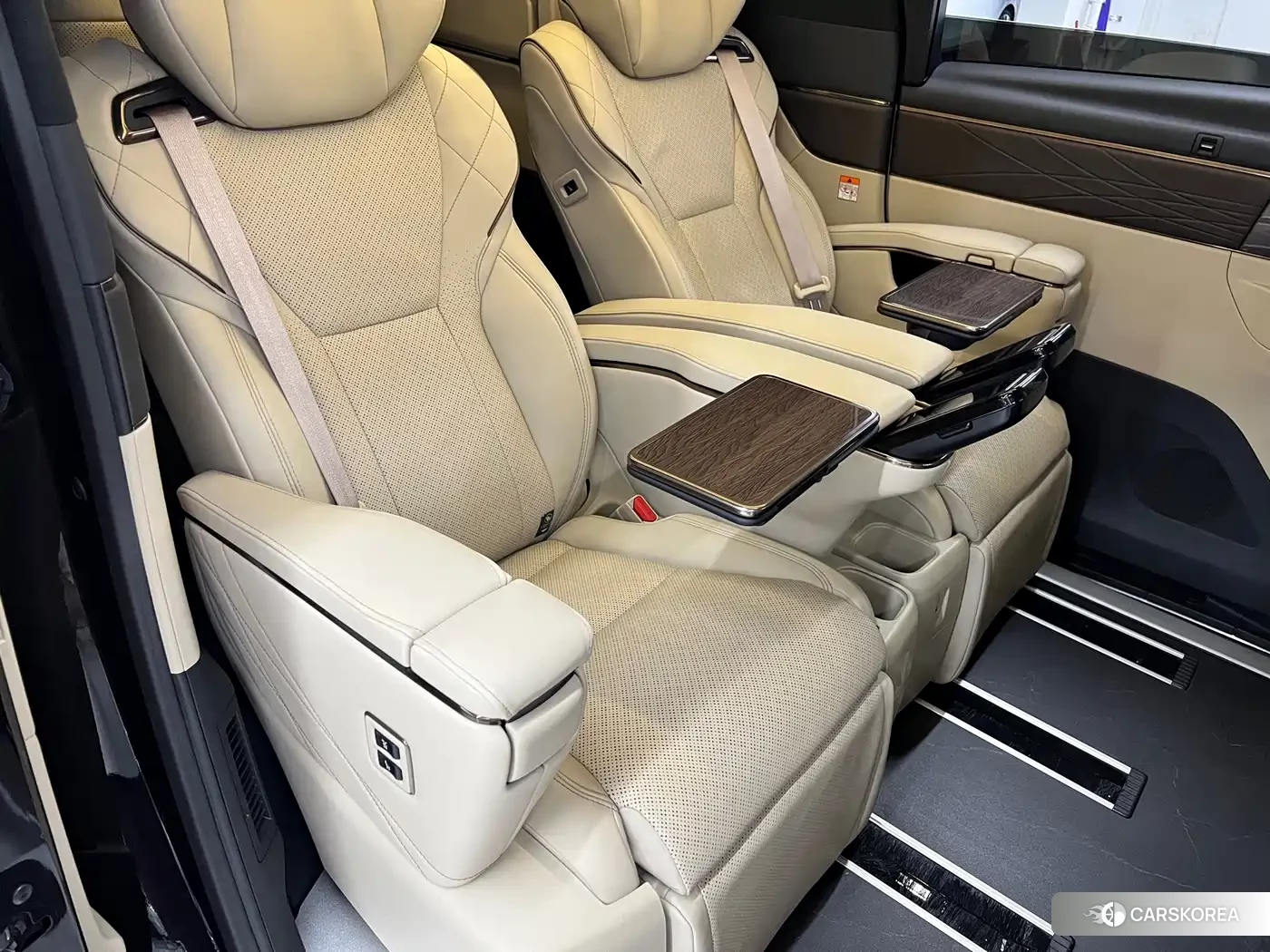 Toyota Vellfire id 4664396 из Китая 21