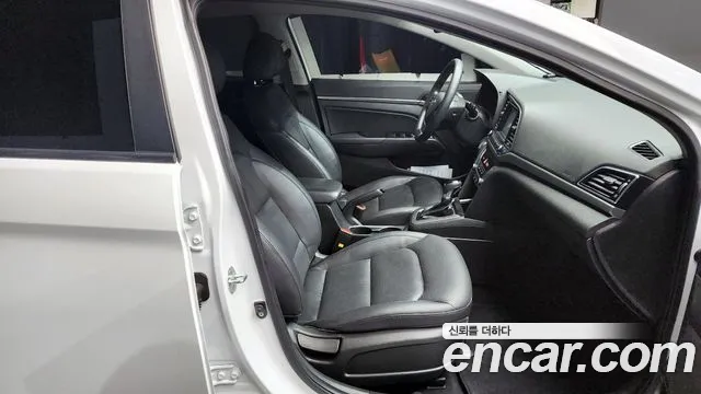 Hyundai Avante AD id 2582868 из Кореи 13