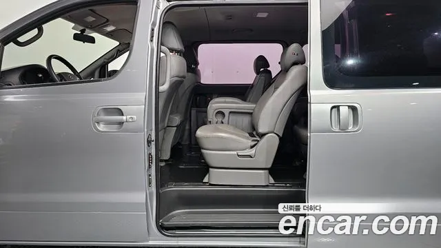 Hyundai The New Grand Starex id 2671671 из Кореи 13