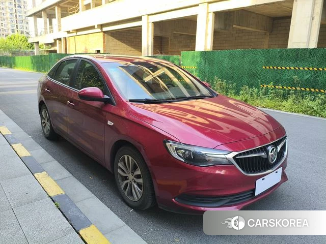 Buick Yinglang 2020 Красный из Китая, фото 4