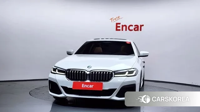 BMW 5 Series (G30) id 3770211 из Кореи 13