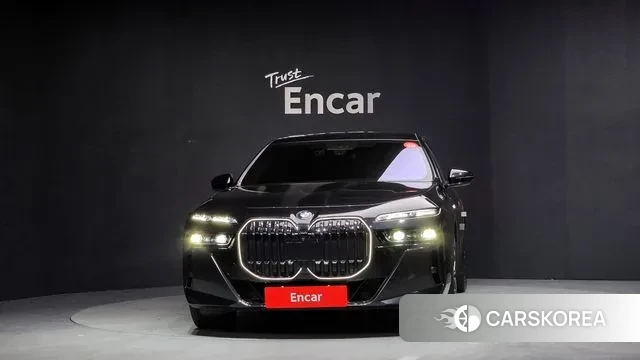 BMW 7 Series (G70) id 3599606 из Кореи 13