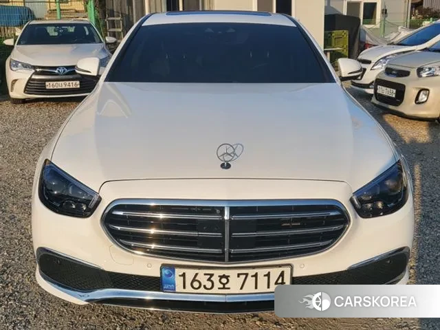 Mercedes-Benz E-Class W213 2022 Белый из Кореи, фото 3