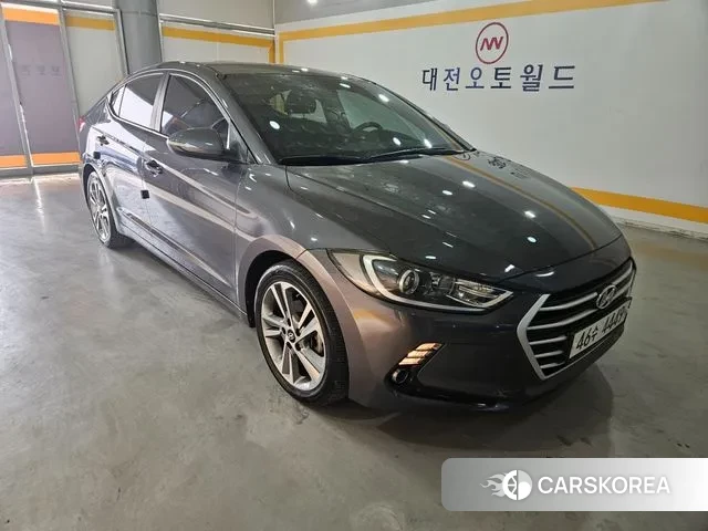 Hyundai Avante AD id 3651768 из Кореи 12
