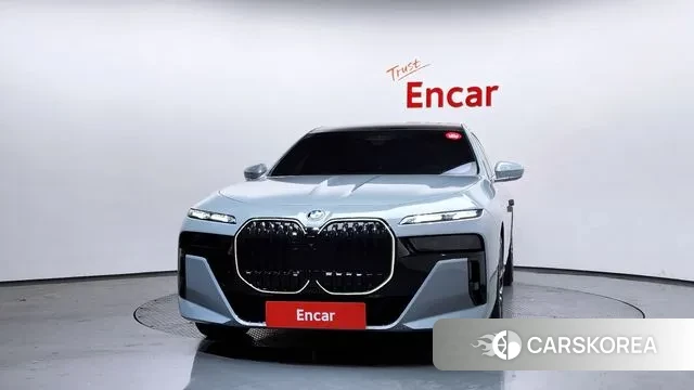 BMW 7 Series (G70) id 3734138 из Кореи 13