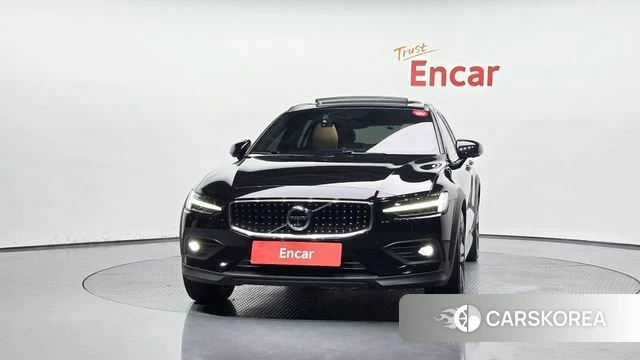 Volvo V60 Cross-Country 2nd Generation id 4609726 из Кореи 22