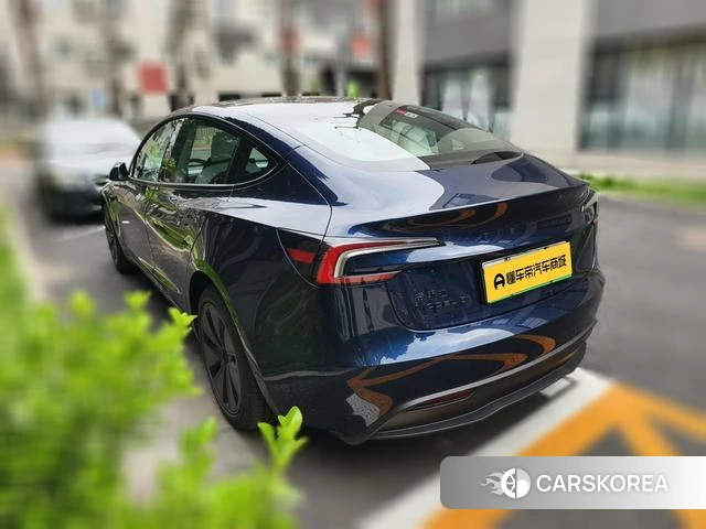 Tesla Model 3 2026 Синий из Китая, фото 3