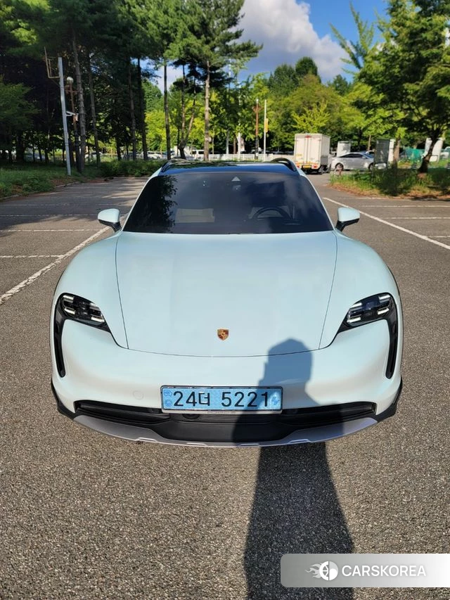 Porsche Taycan id 4585981 из Кореи 13