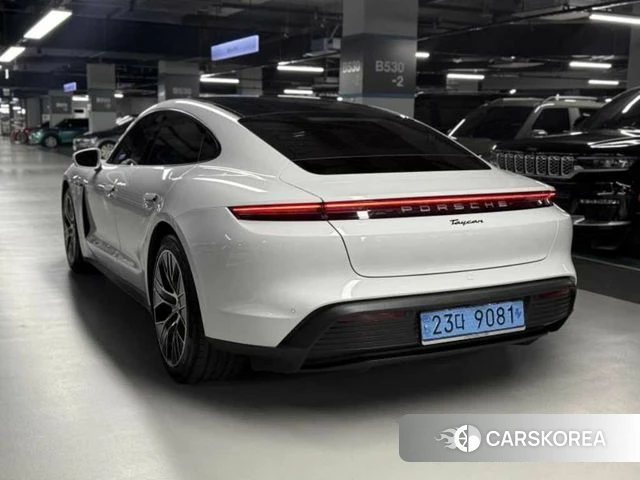 Porsche Taycan id 3934939 из Кореи 12