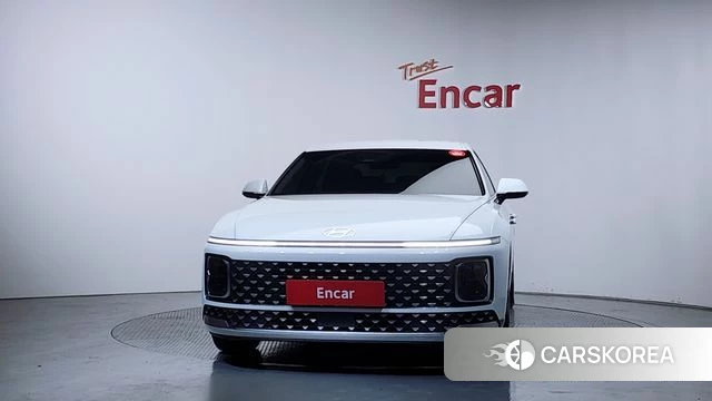 Hyundai Grandeur (GN7) id 3909975 из Кореи 13